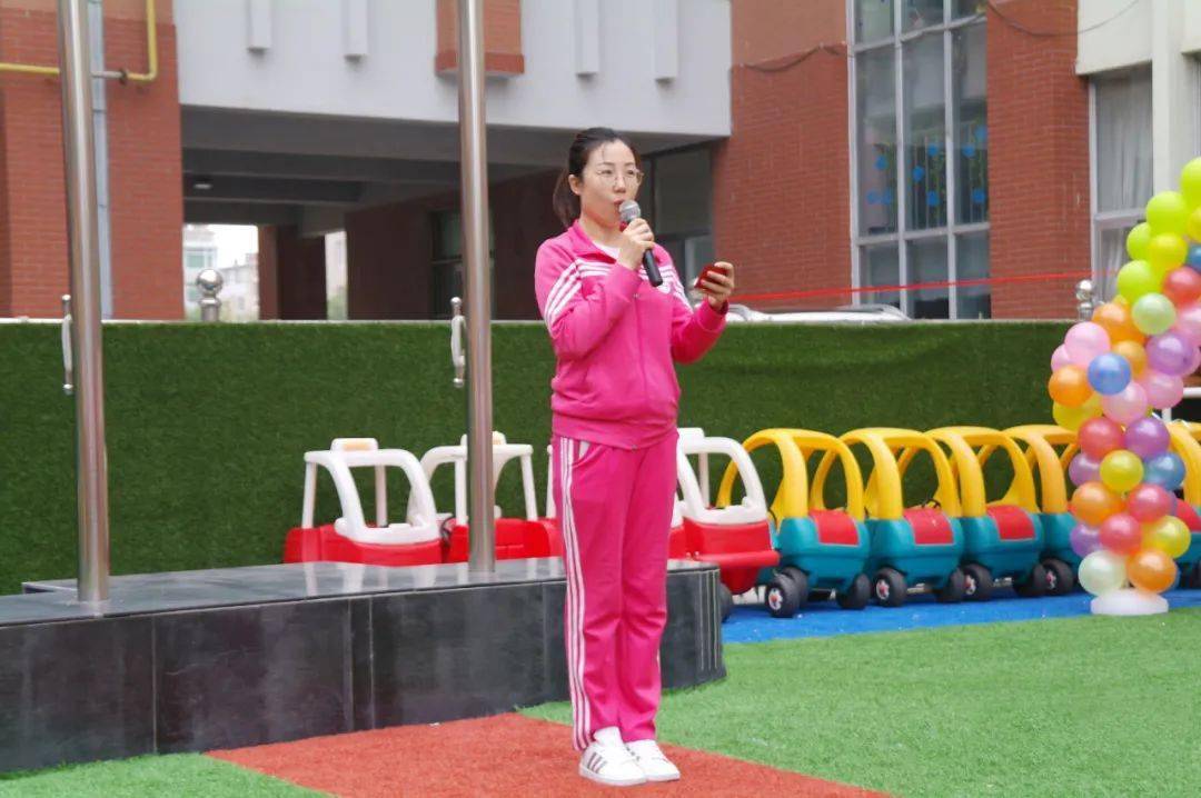 营口市育才幼儿园开展向国旗敬礼做时代新人主题升旗仪式