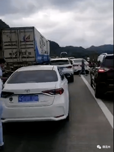 今天回连州大塞车