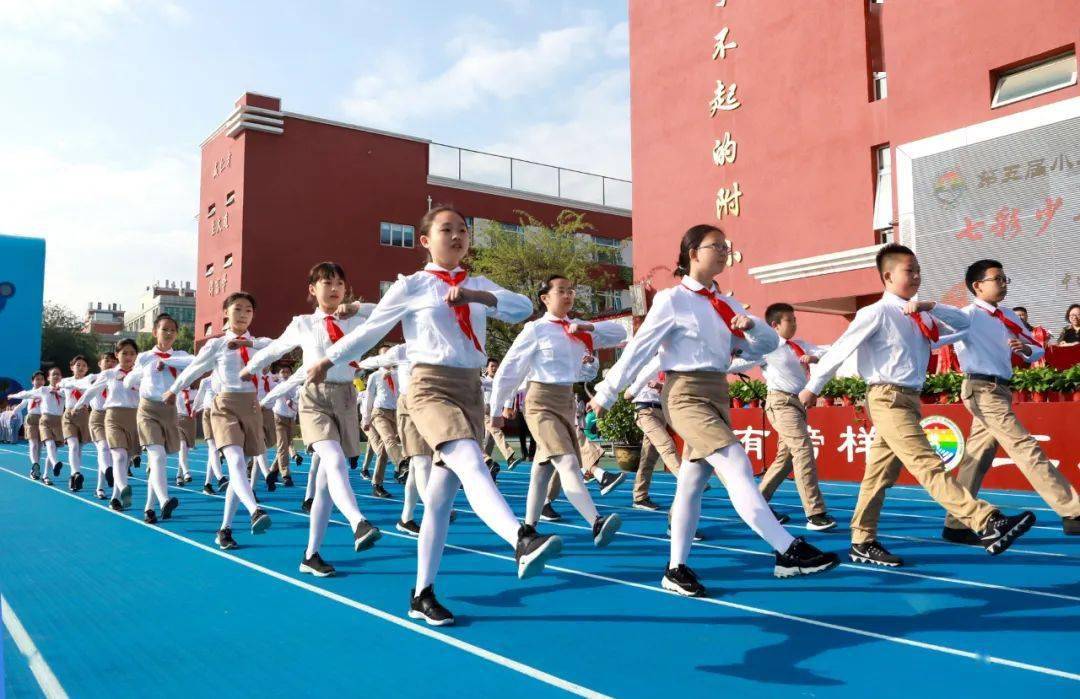 人大附小第五届"小小阅兵式"