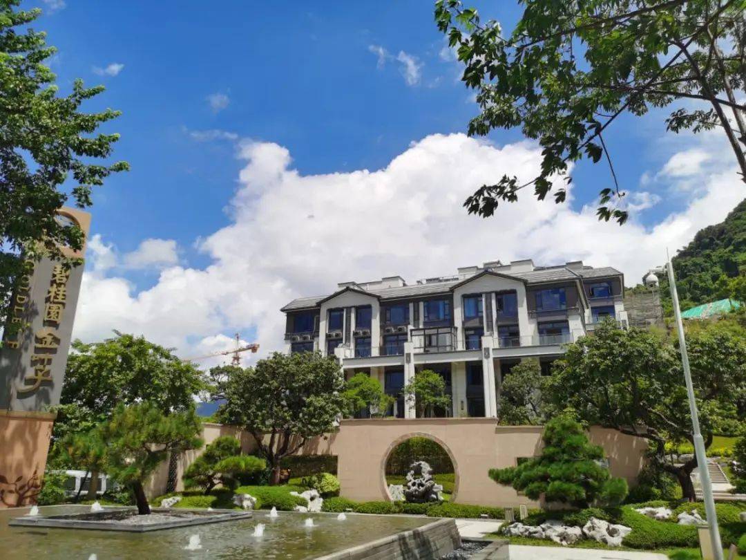 一套住宅也要200万,还没有什么稀缺资源,租金回报率低,而碧桂园金叶子