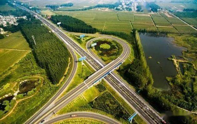 隰吉高速公路是连接山西隰县和吉县,从隰县以北出发,从计划中的伊石