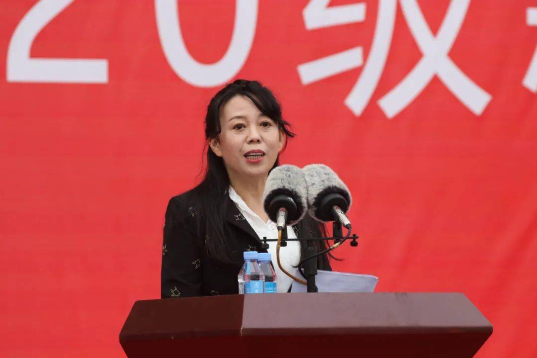 王虹王瑞祺熊林锐李统周奕璇教师代表,山东省第一批援助湖北医疗队副