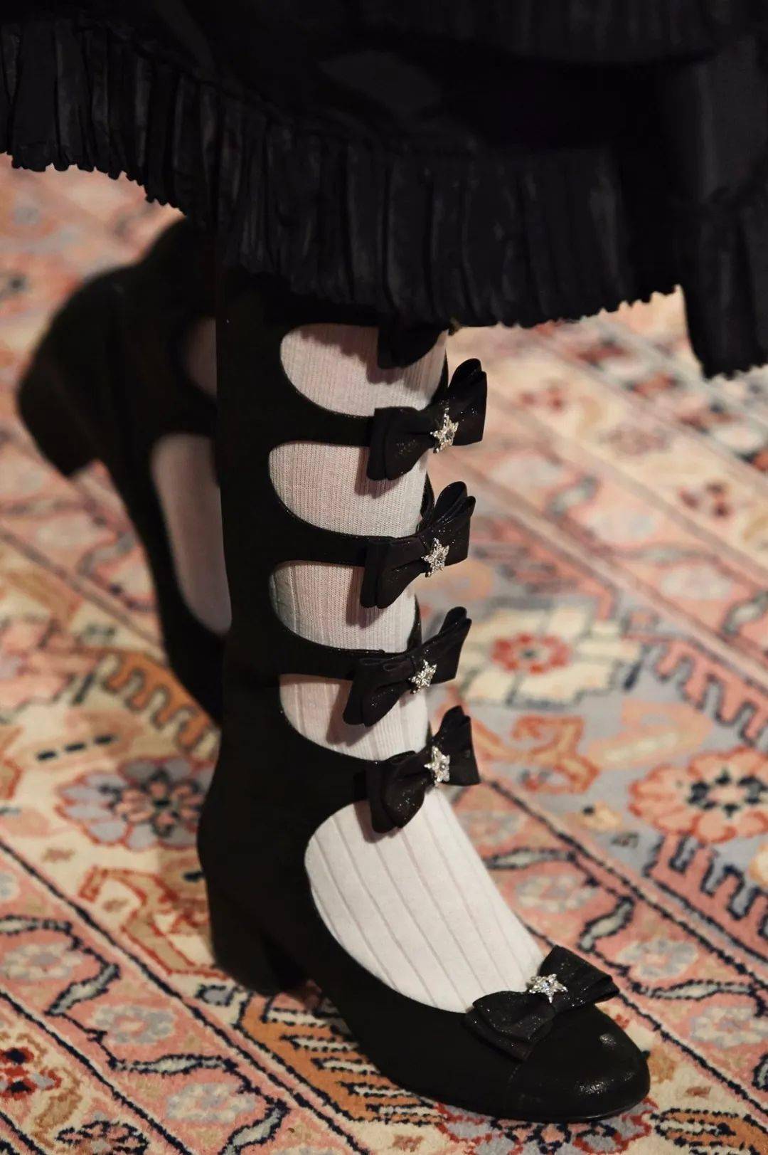 你了解洛可可风格的服饰吗作为服装设计师你如果不了解那么必须要点