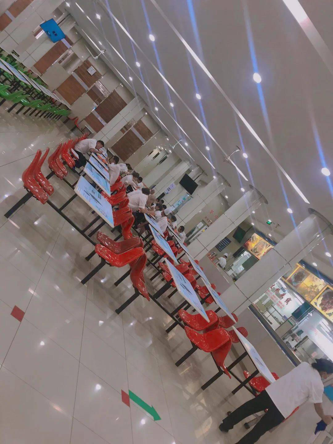 一餐——体院的第一个食堂第一站-上体一餐欢迎来到上海体育学院假