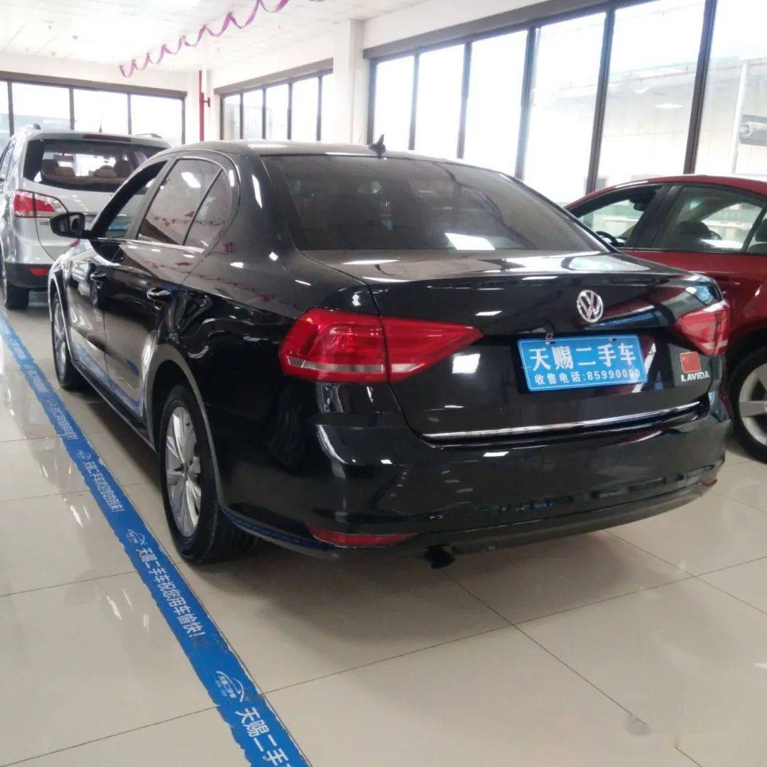 6l 燃油方式 :汽油 燃油方式 :汽油 颜 色 :银 车架号:012181 登记