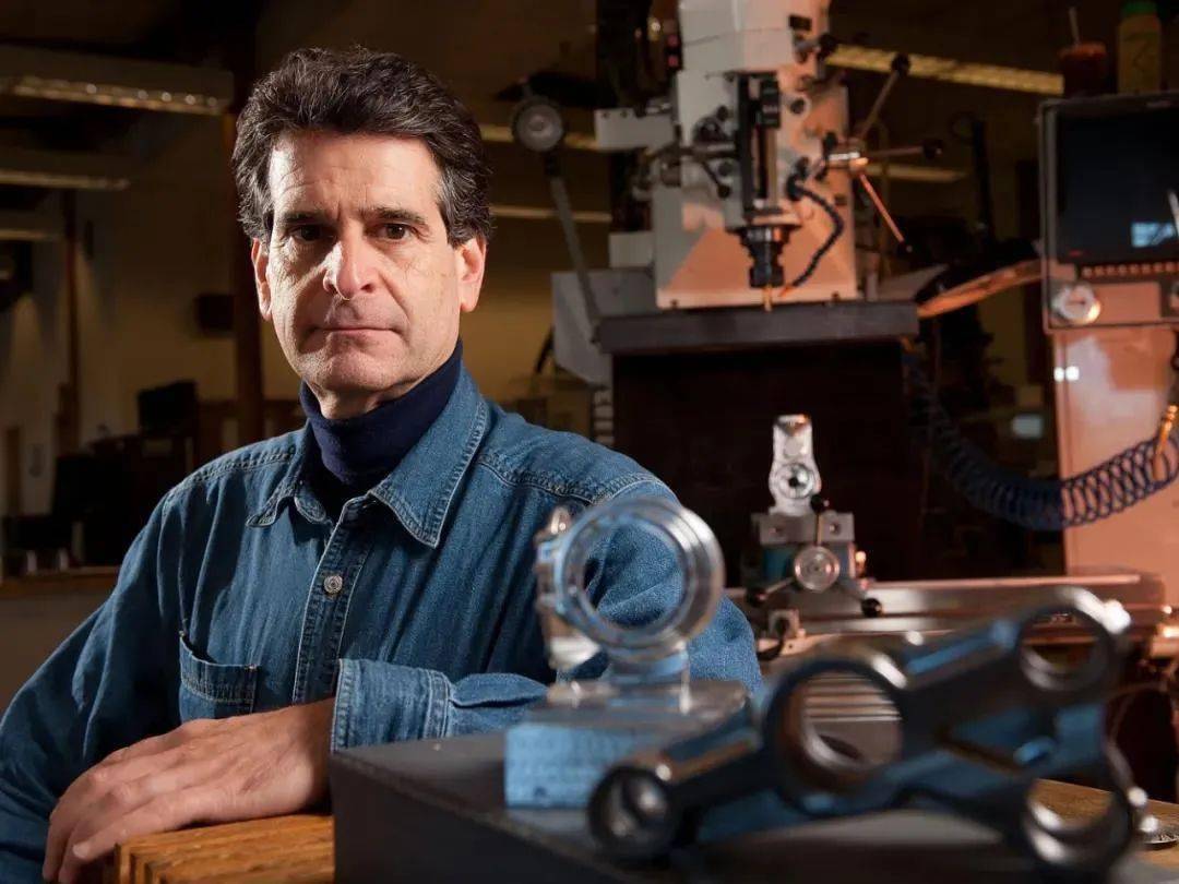 发明400多件产品,救几亿人的命_迪恩·卡门