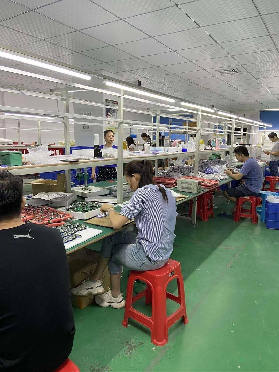 深圳九个工厂面向安远大量招聘普工