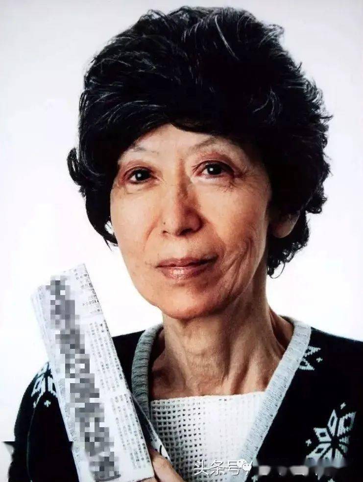 人物志聊聊张爱玲张爱玲不爱是一生的遗憾爱是一生的磨难编审蓝天总监