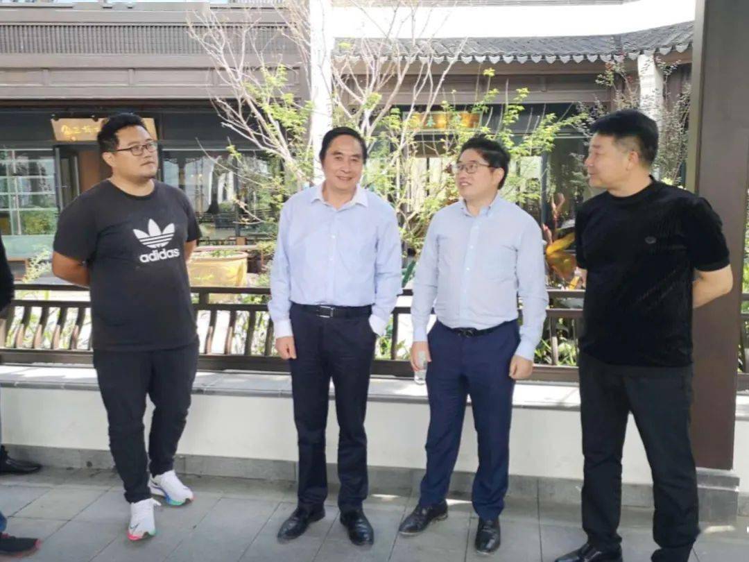 集团领导一行到雅达阳羡溪山溧阳wei天目湖酒店项目参观考察