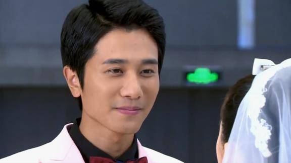 因为爱情有奇迹婚礼现场齐霁竟从轮椅上站了起来全场惊讶