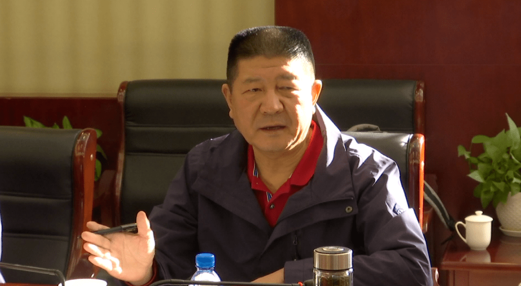 玉锋实业集团董事长王玉锋充分肯定了我县的投资环境,高度评价了我县