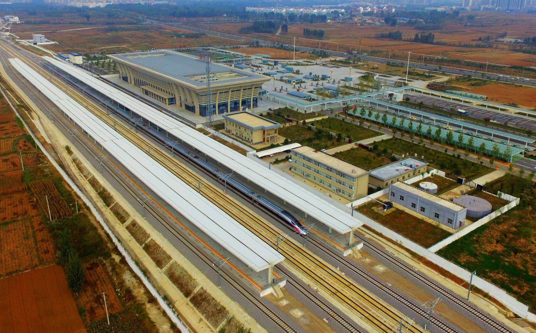 山东临沂高铁进沂蒙旅游增活力