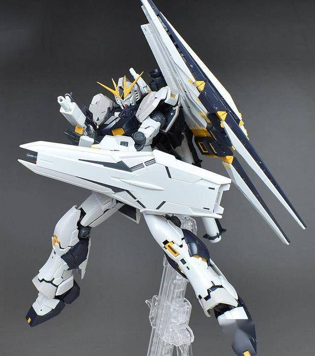 模玩测评:万代限定rg hws牛高达_盾牌