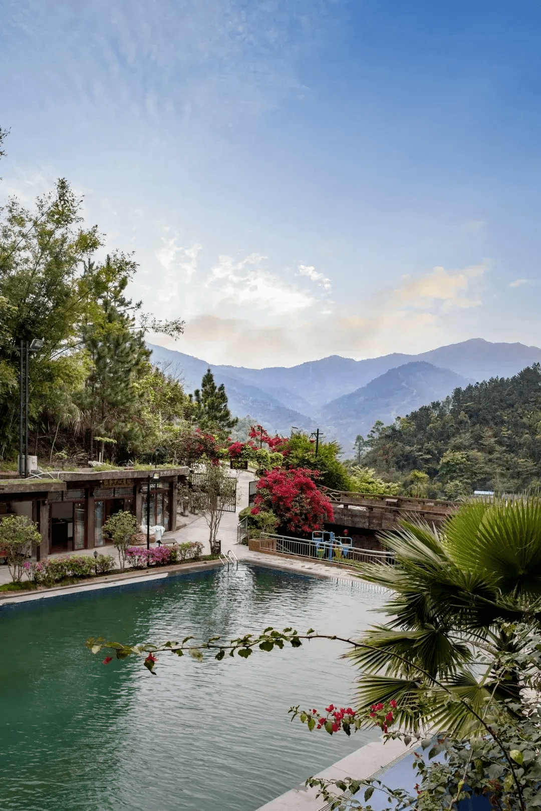 天露山大氧吧599元入住网红天露山无忧谷禅悟阳台独立泡池房或空中