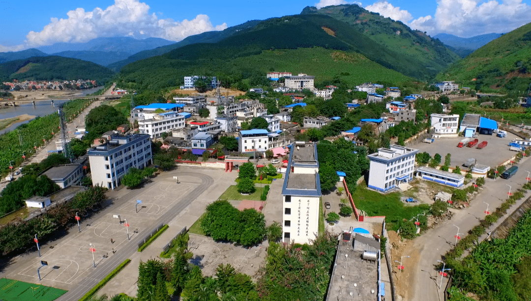 金平县金水河镇隔界村图片