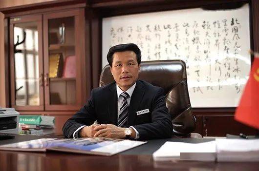 在抚州,有两位在省内外颇有名气的企业家劳模,他们出自同一个家庭