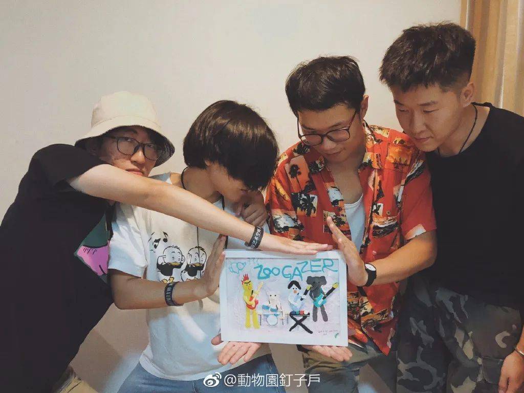 本周五可爱的动物园钉子户们陪你过秋天