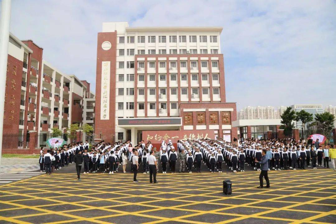 好消息,西北师范大学北海附属中学校门口规划路竣工使用!