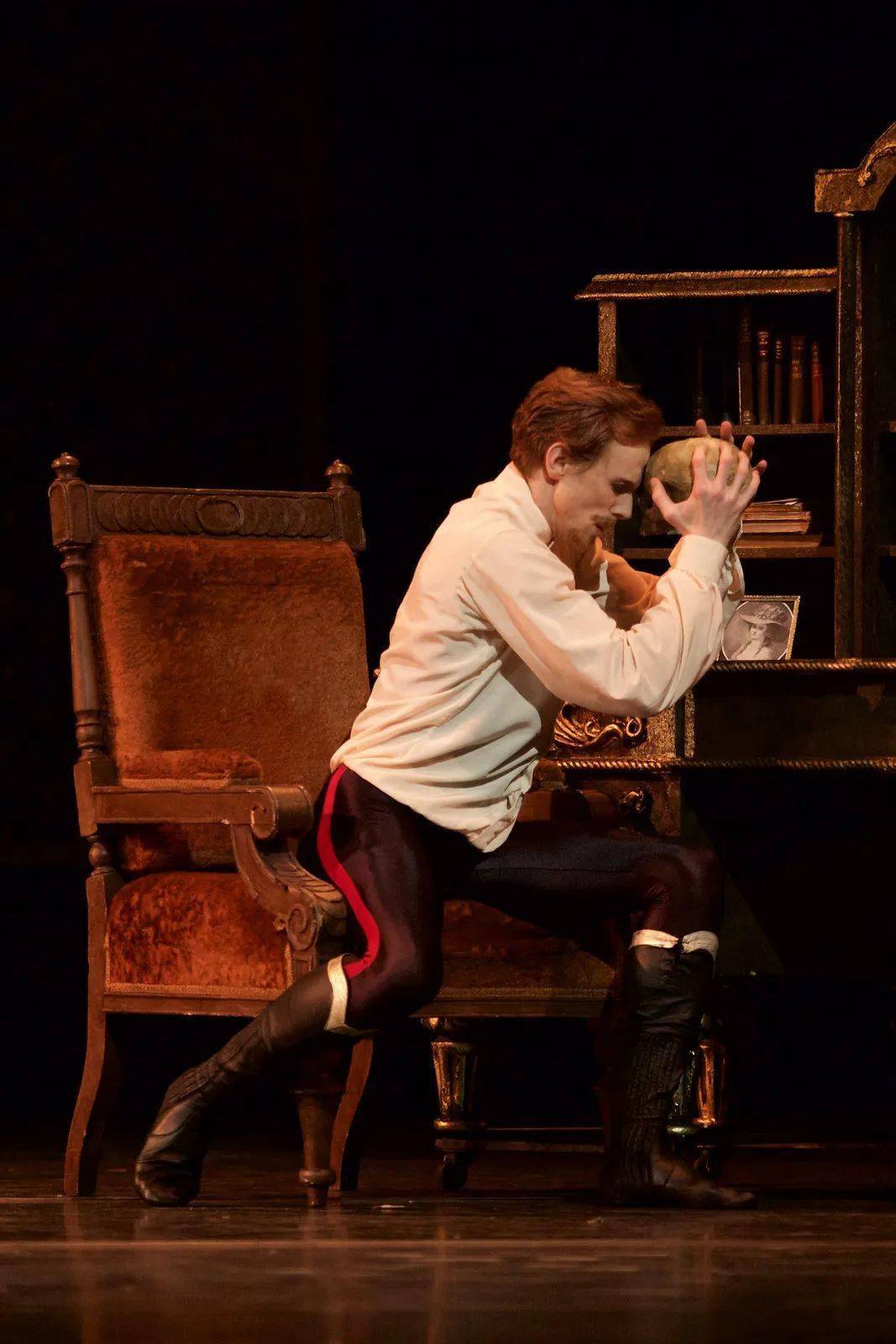 《梅耶林》详解:疯狂王子与他的虐恋史