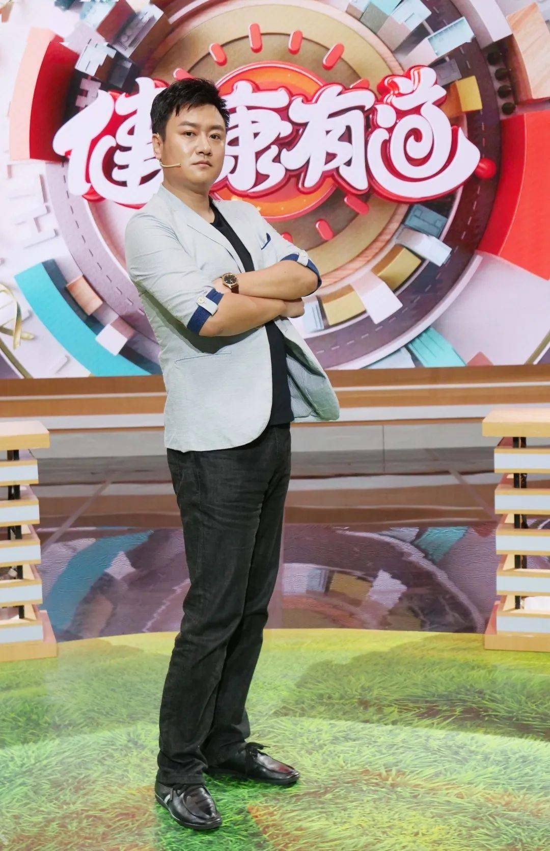 shareid=r5nmxbsa徐 靓陈 哲邝祖乐孙 鹤主持人情报员情报员情报员