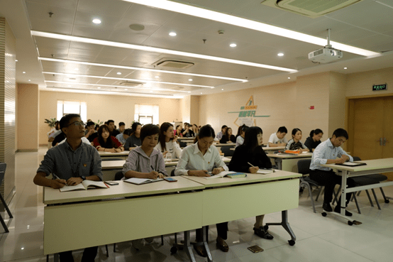 请进来丨学好智云护航做信息化服务专家