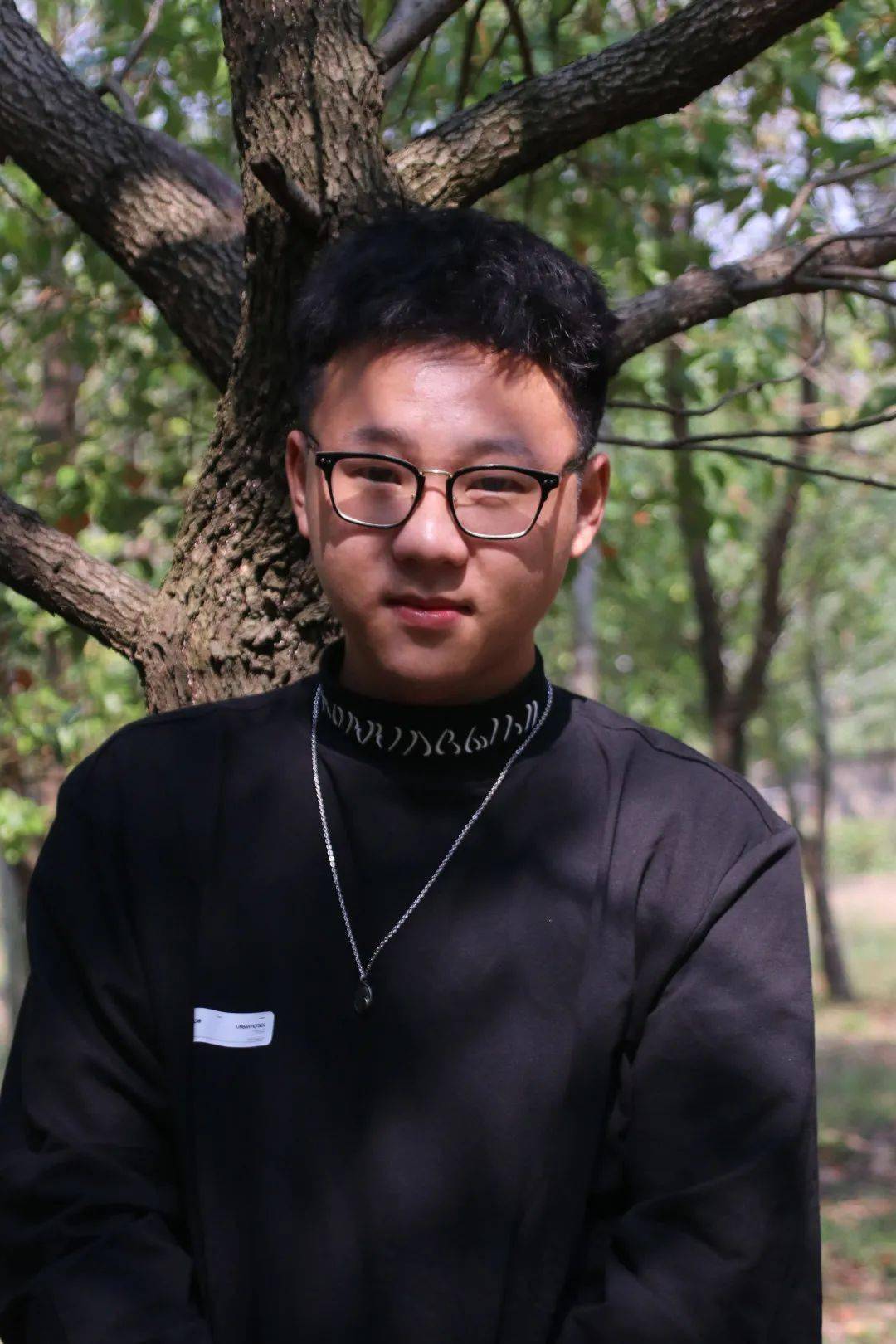 1018歌手两强争霸周日冠军pk32中南民大杨文杰vs武汉体院张敬鑫喜欢谁