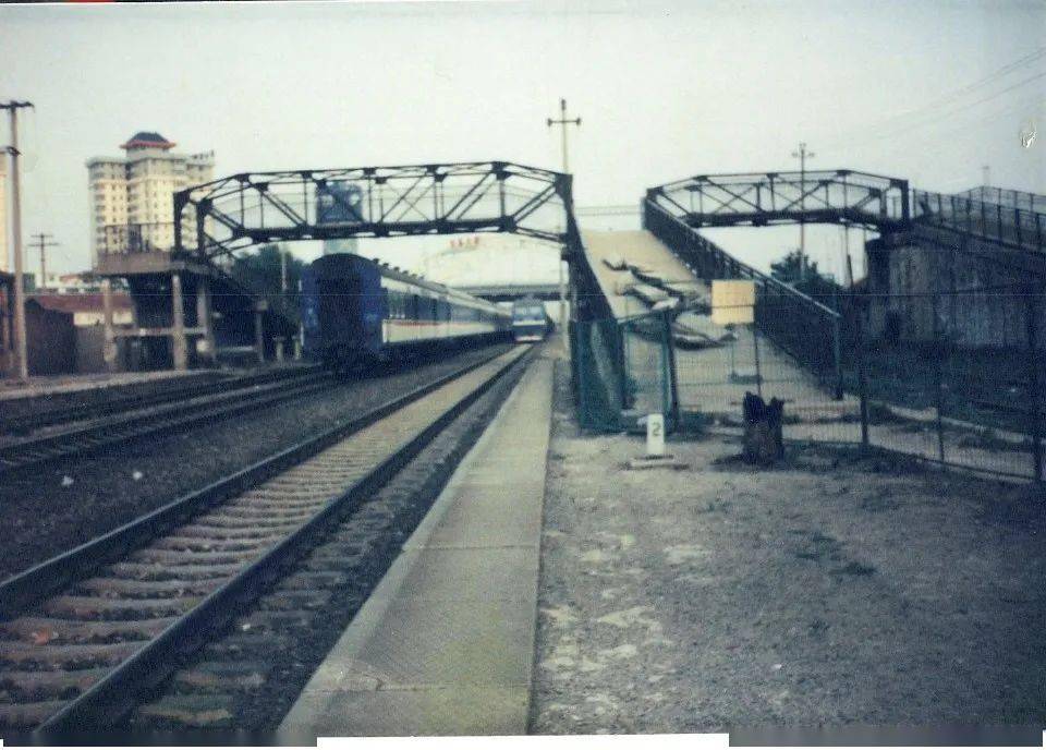 廊坊老火车站图片