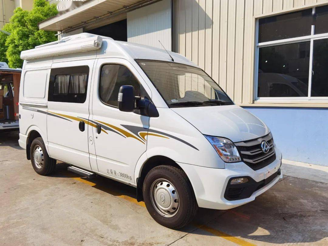 116南京房车展阳光尚游大通m7房车1658万直接开启旅居生活