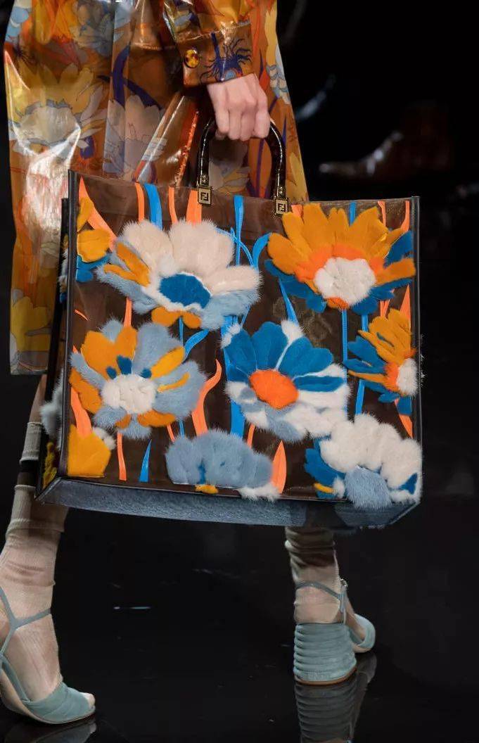 2021春夏流行色彩5大炫酷配色方案