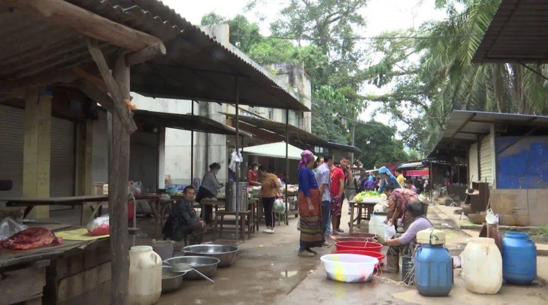 勐腊县部分区域死灰复燃多个乡镇脏乱不堪必须曝光