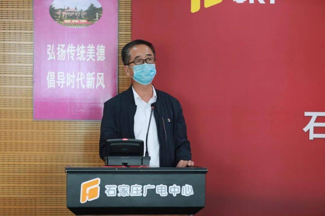市委宣传部副部长,市文明办主任李刚致辞10月15日,"少年说·我爱你
