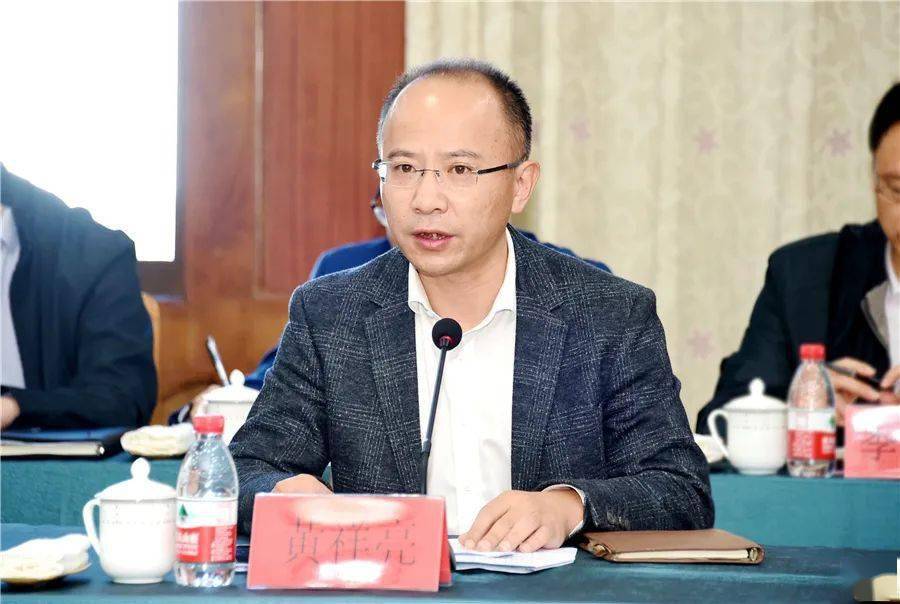 我市首个区镇组团发展模式正式落地