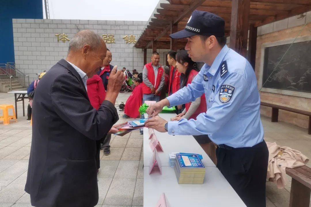 上海公安大調研源頭設防強力度精準施策築平安