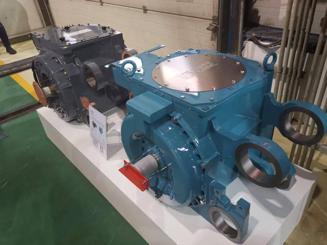 中车株洲电机核心动力 助力400km/h跨国互联互通高速动车组下线