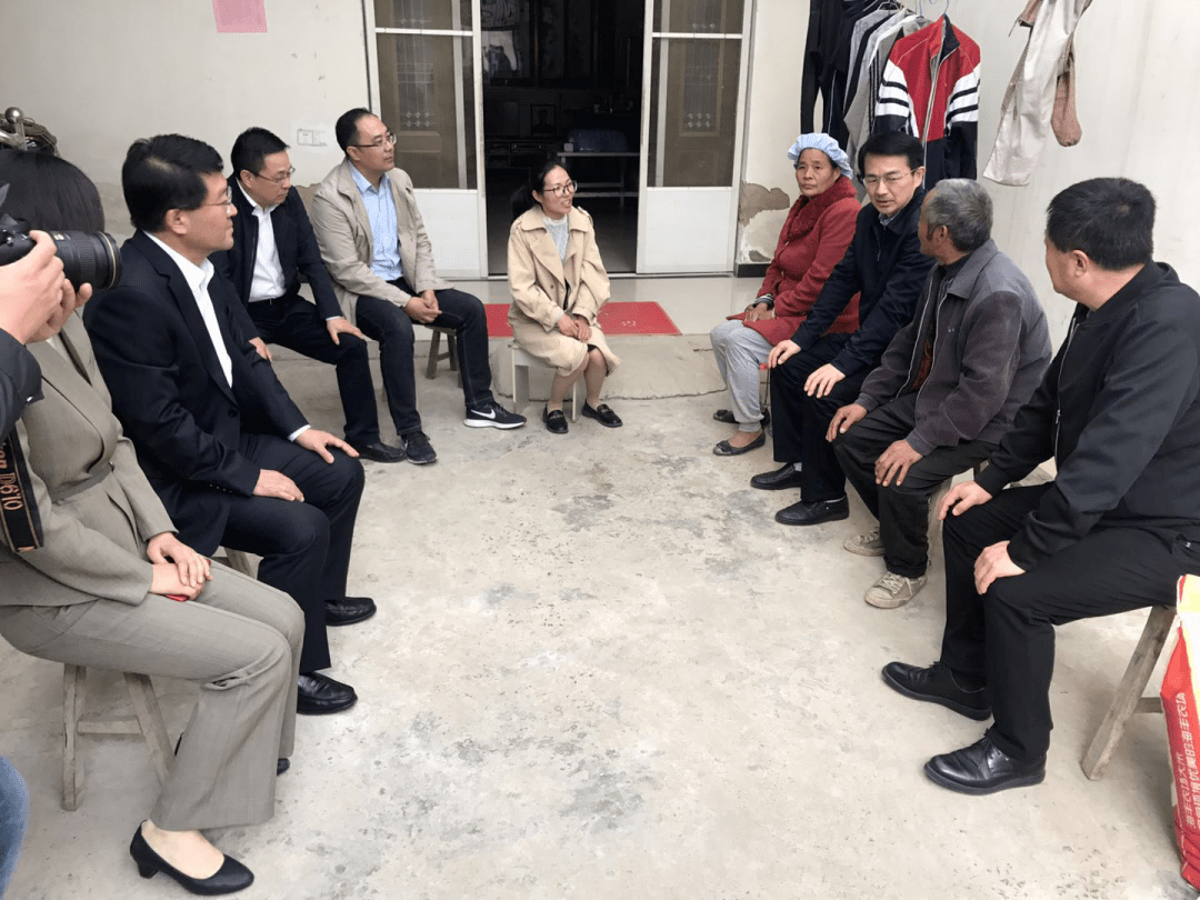 田洪一行赴泗阳县调研帮扶工作并慰问困难群众_临河镇