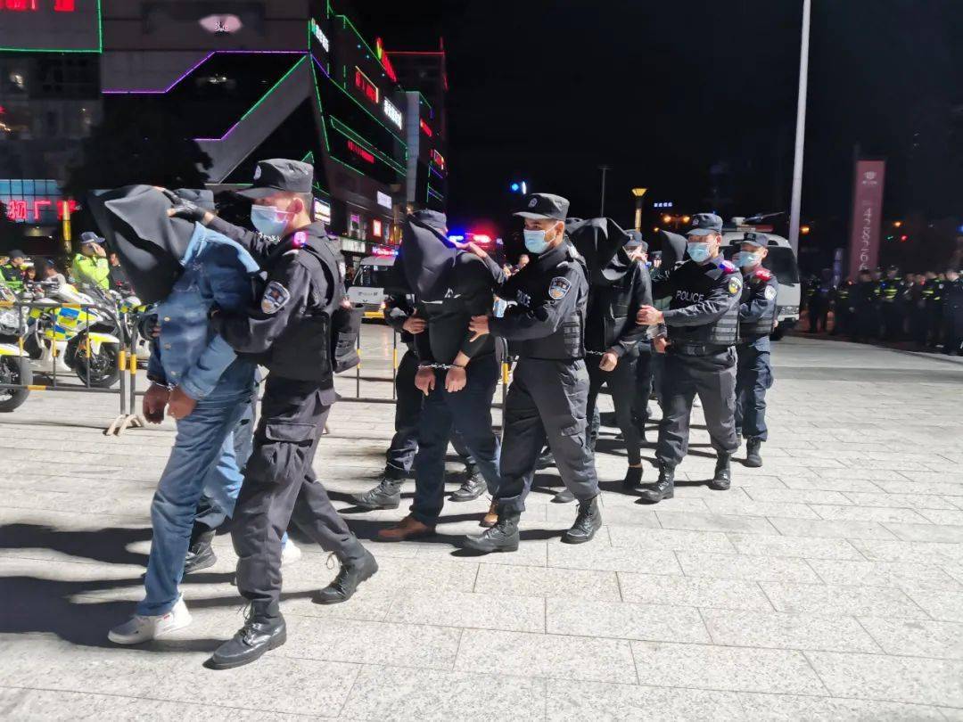 来宾4000多警力掀起桂中扫毒风暴