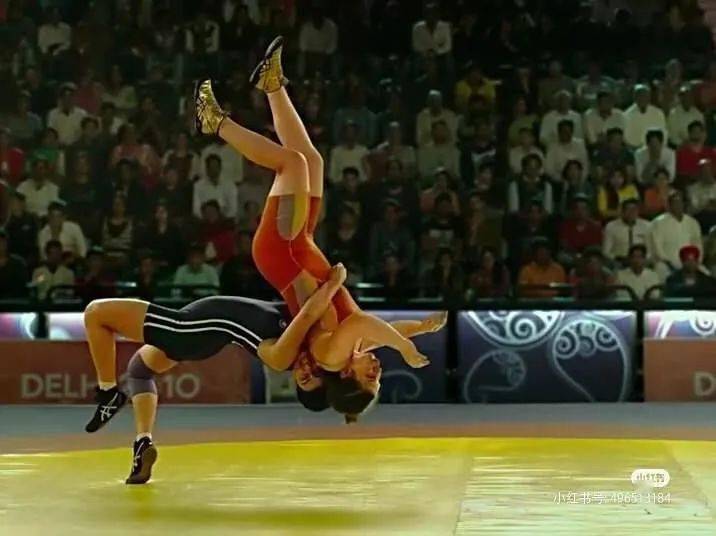 星辰逐影摔跤吧爸爸