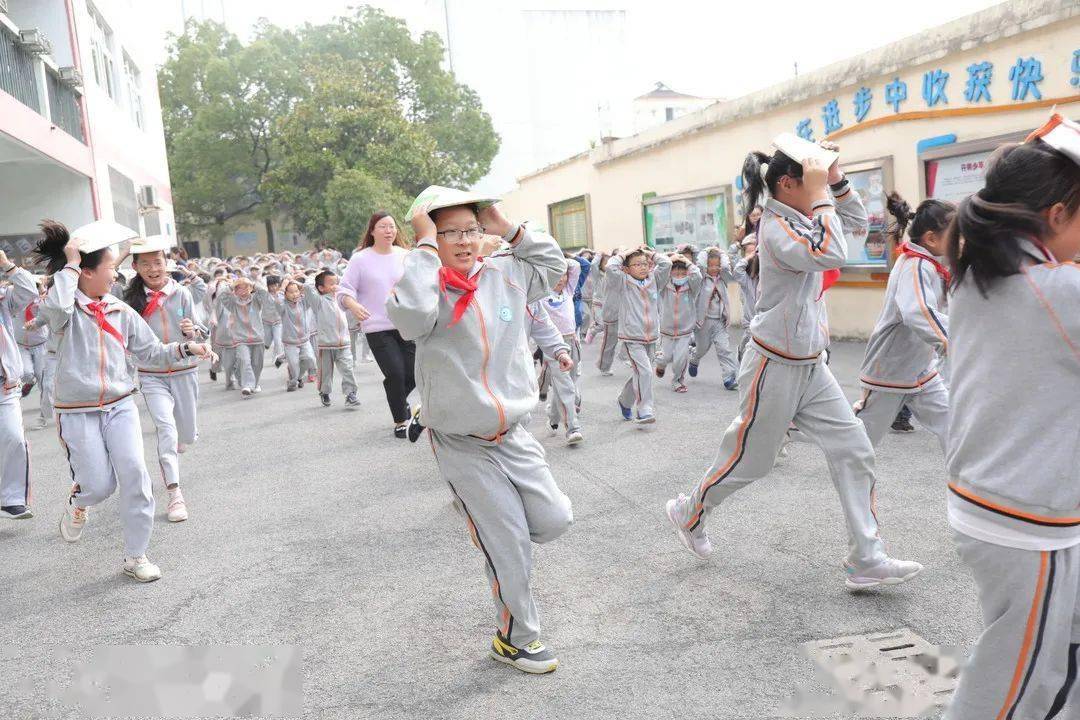 安全肖塘小学开展防灾避险应急疏散演练活动