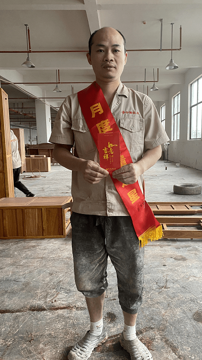 陈文友七厂涂装蒋大洲七厂木工伍保剑七厂开料叶韦明七厂打磨庞清松六