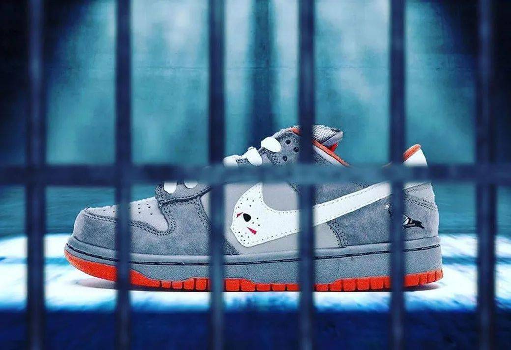 jeff staple 联名打造的「灰鸽子」nike sb dunk low"staple pigeon"