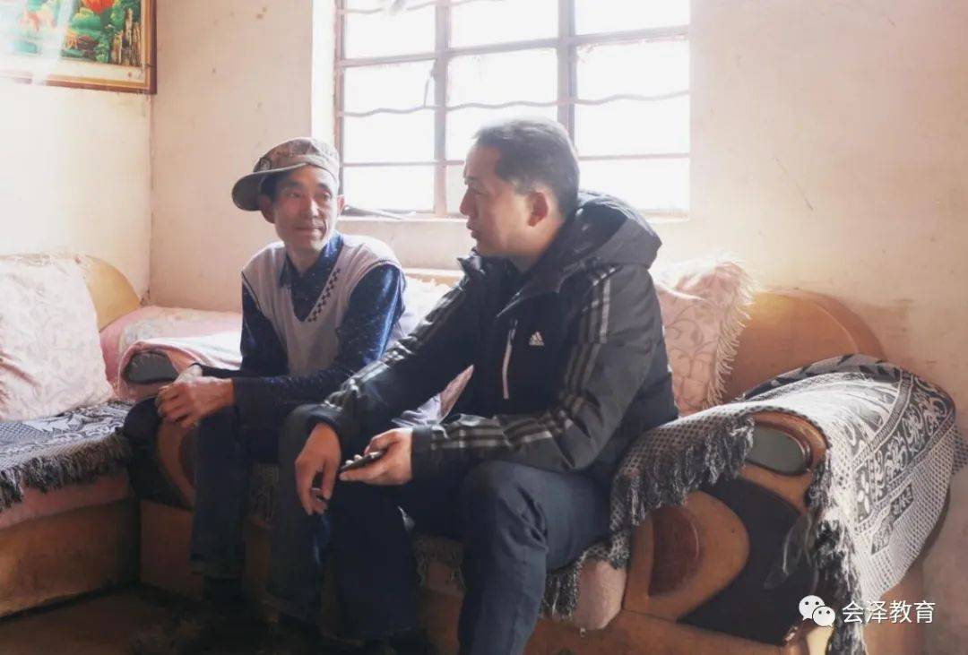 张局长到驾车乡开展控辍保学及挂包帮工作