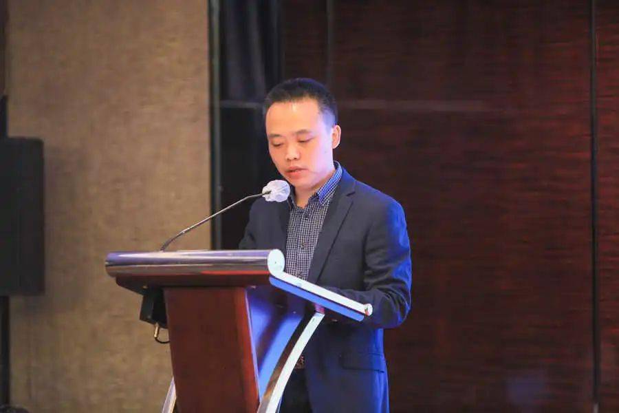 中国流行色协会色彩教育专业委员会换届大会暨三届委员一次会议圆满