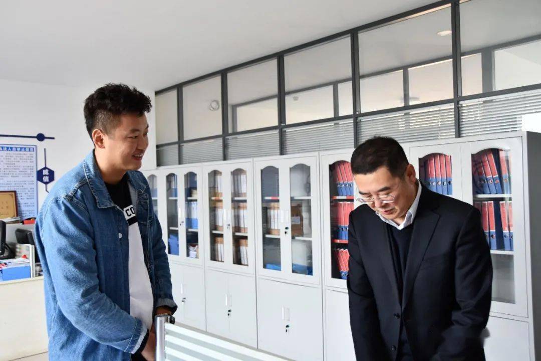 执法开展情况和包联驻村等工作,我镇赵瑞东,娜木汗,周满仓同志参加