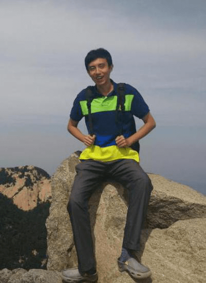 计算机科学与工程学院教授谷峪25作为班导师的肖桐老师