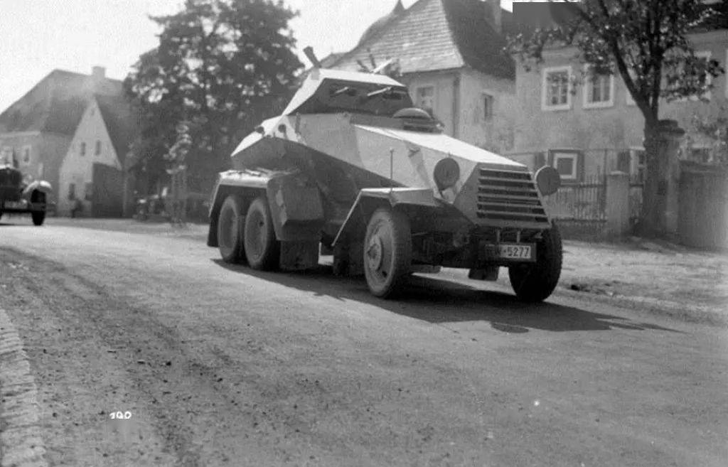 德国阿德勒汽车一个消失在战争中的汽车品牌