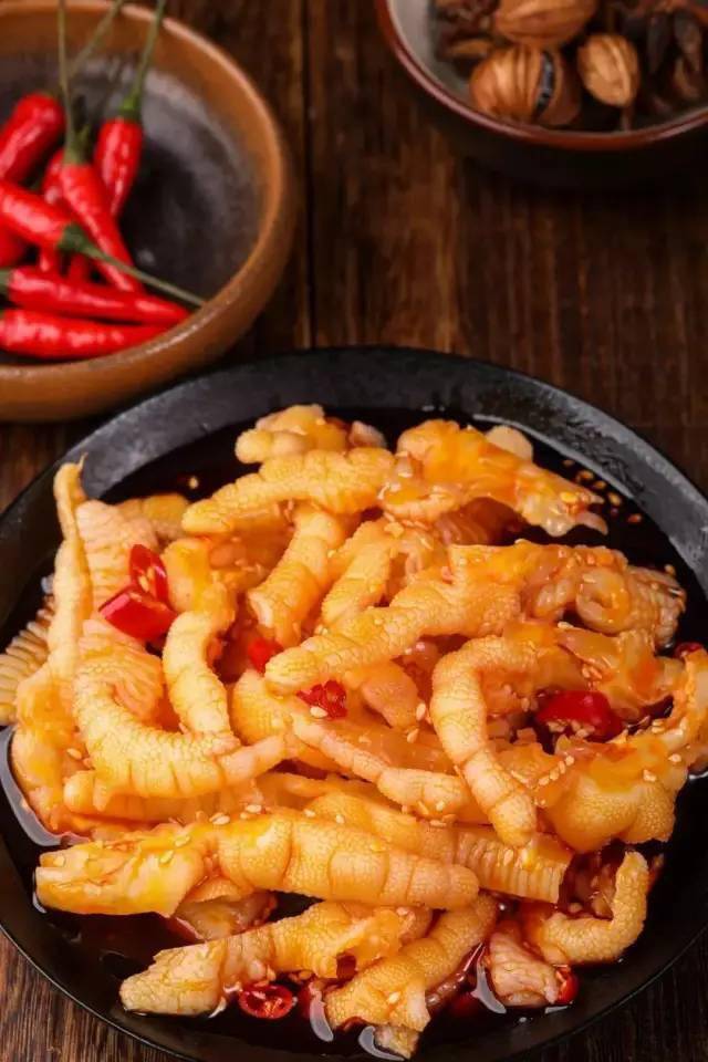 刷爆抖音的网红鸡爪来赤峰了还不快来品尝