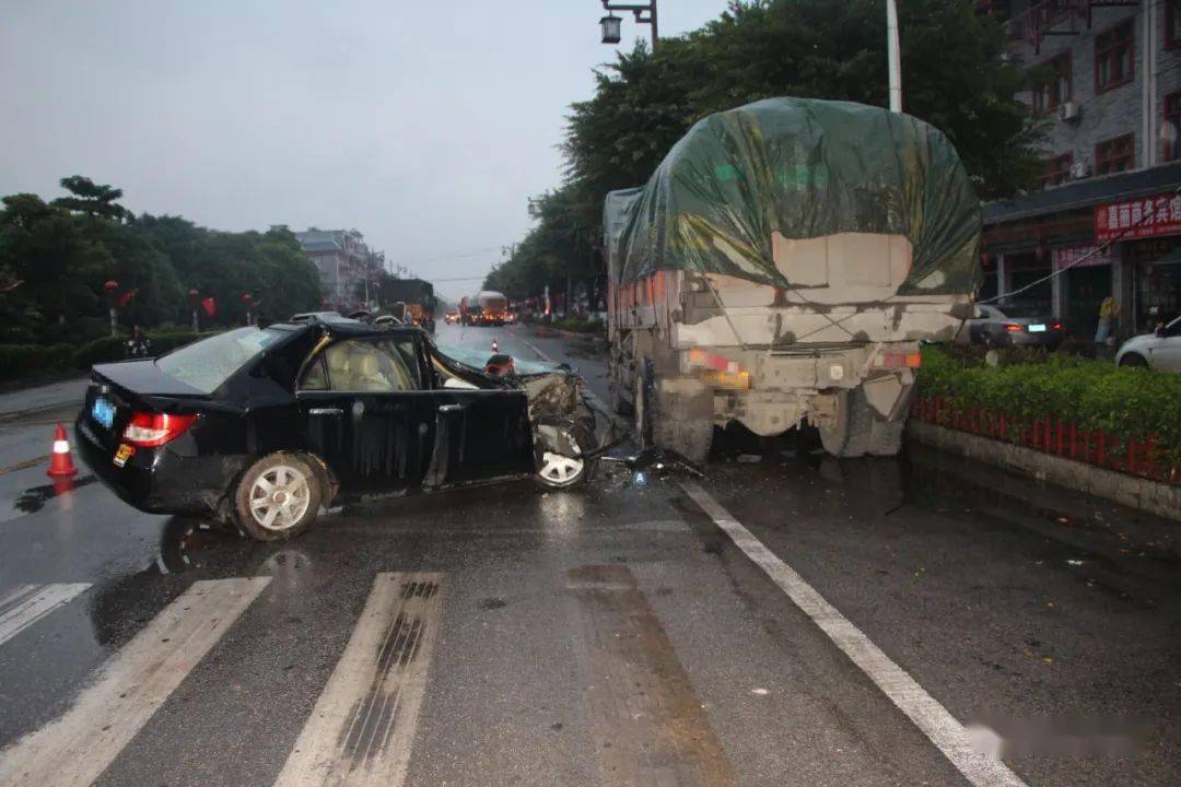 百色2天内多起事故致3人死亡交通安全要时刻牢记