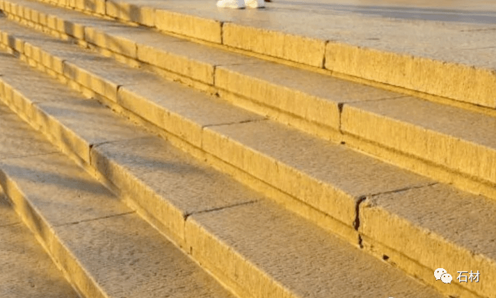 台阶石施工安装主要步骤