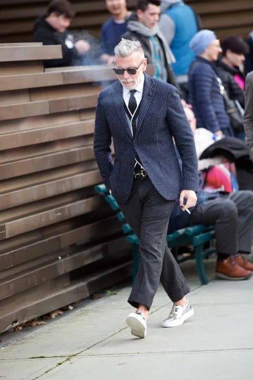 中年只剩油腻这样穿搭大叔一样可以很有型