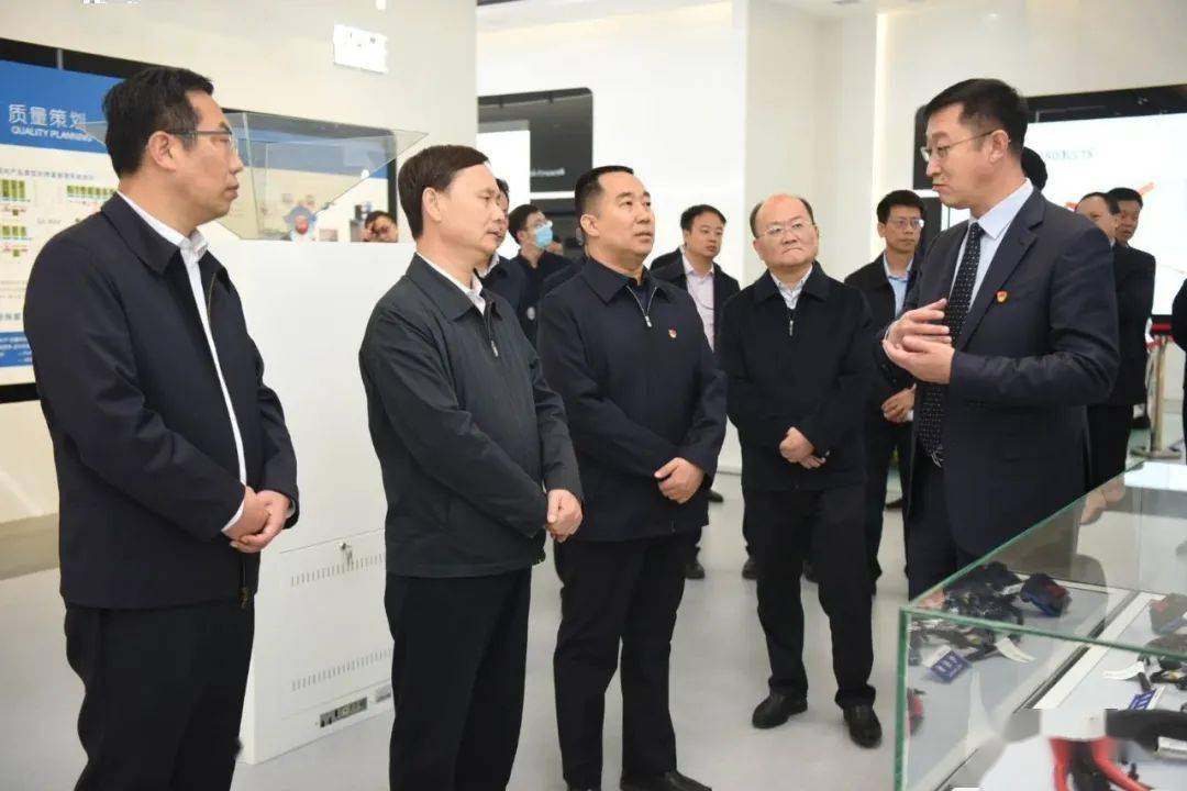 济源产城融合示范区考察团到鹤考察 石迎军郭浩参加_鹤壁